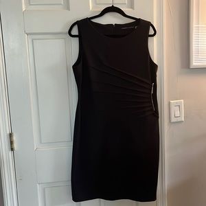 Ivanka Trump Side Pleat Zip Detail